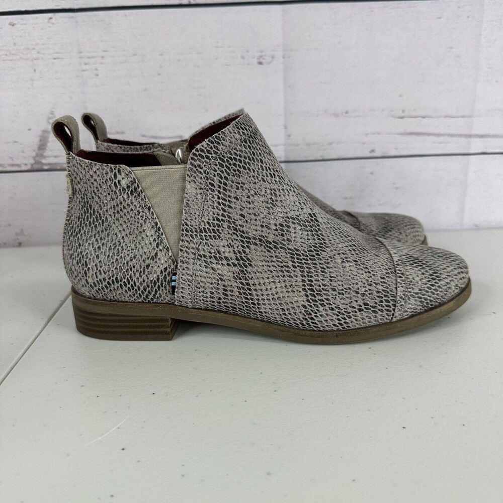 Toms Bootieโ Womens 8.5 Gray Leather Reese Cobblestone Snake Print Wedge Zip